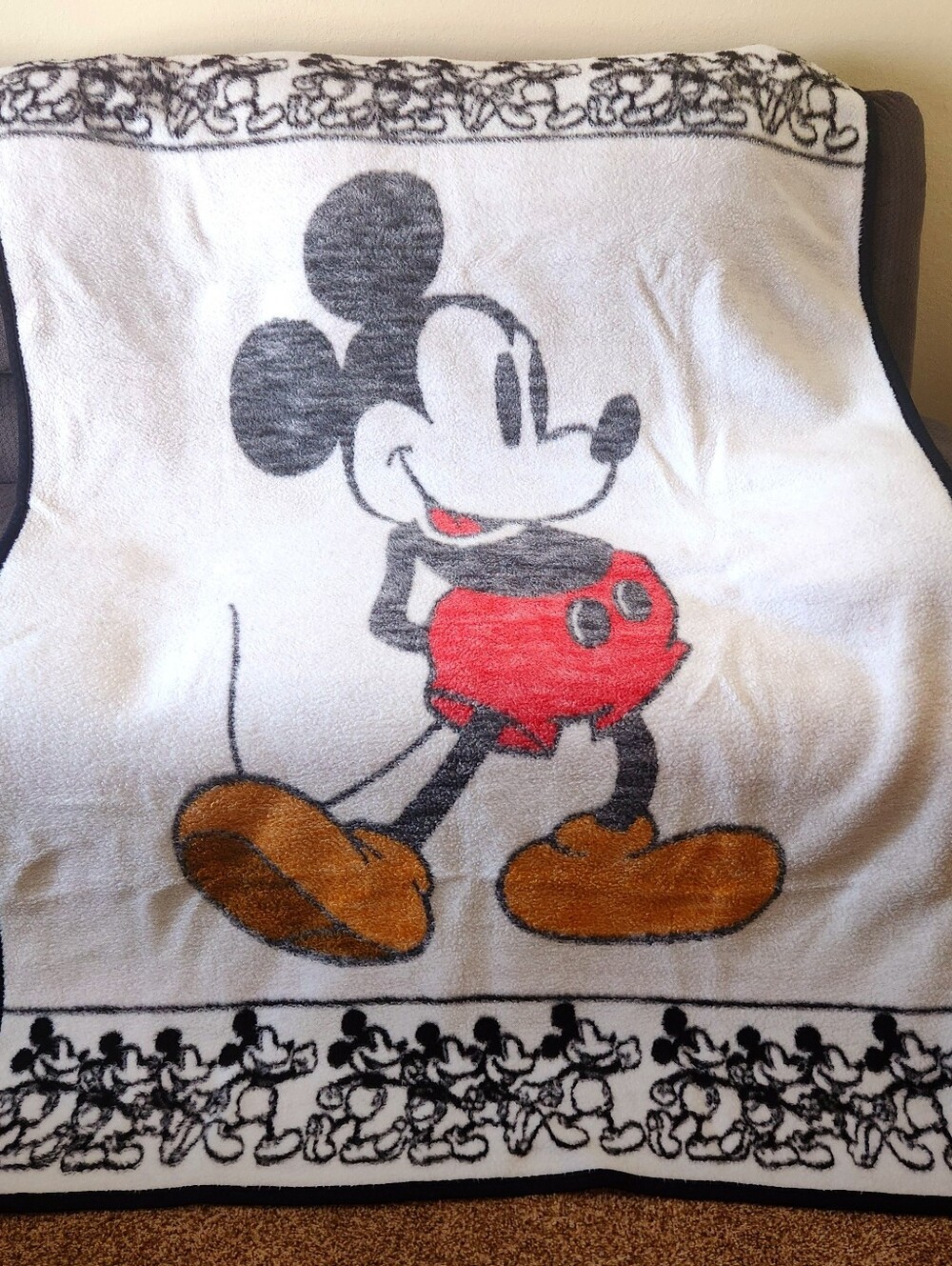 Biederlack Mickey Mouse Blanket Adult Size Movie Film Strip Border Disney